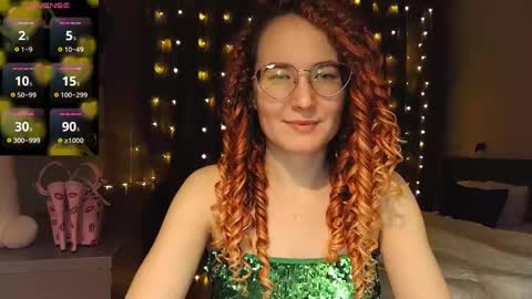 Snapshot of agnesgraham chatting on December 25, 1:10 am Agnes online show from December 25, 1:10 am