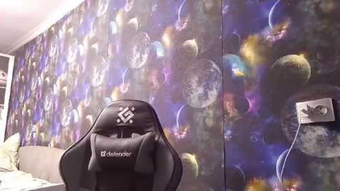 Monica online show from November 27, 3:25 pm