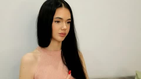 agness_leas online show from May 10, 7:19 pm