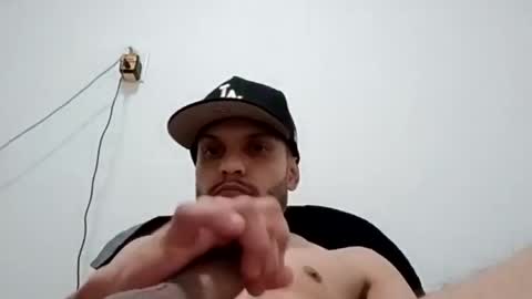 Snapshot of aguayor35 chatting on July 28, 8:34 pm aguayor35 online show from July 28, 8:34 pm