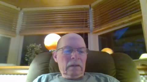 aguynrkfrd online show from May 4, 10:00 am