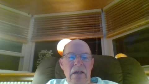 Snapshot of aguynrkfrd chatting on July 7, 9:24 am aguynrkfrd online show from July 7, 9:24 am