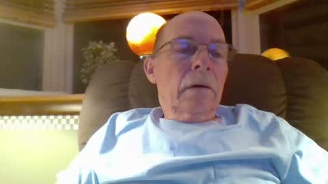 Snapshot of aguynrkfrd chatting on July 8, 9:03 am aguynrkfrd online show from July 8, 9:03 am