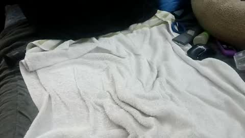 Snapshot of ahappyhippie chatting on December 28, 5:46 pm ahappyhippie online show from December 28, 5:46 pm