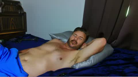 Blue Eyed Handsome Man online show from July 1, 5:56 pm