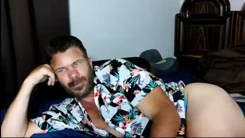 Blue Eyed Handsome Man online show from July 18, 10:02 pm