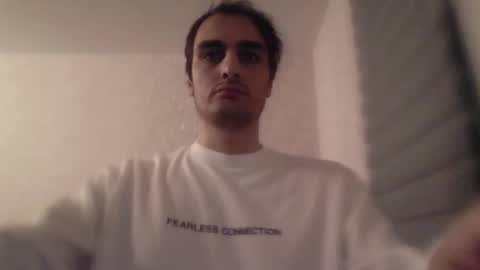 Snapshot of ahbehbi12 chatting on November 11, 1:05 am ahbehbi12 online show from November 11, 1:05 am