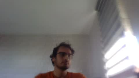 Snapshot of ahbehbi12 chatting on December 17, 11:38 am ahbehbi12 online show from December 17, 11:38 am