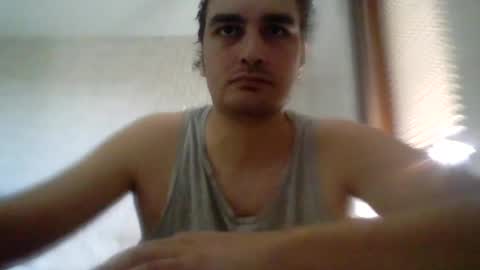 Snapshot of ahbehbi12 chatting on August 6, 9:11 am ahbehbi12 online show from August 6, 9:11 am