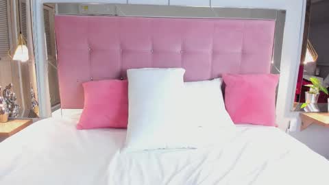 AHINOA online show from December 16, 8:14 pm