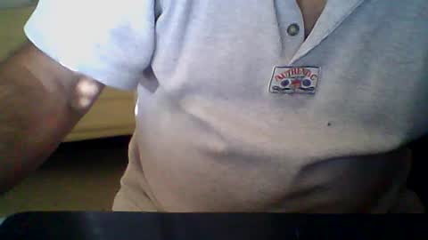 Snapshot of ahmole chatting on August 7, 7:32 am Ole online show from August 7, 7:32 am