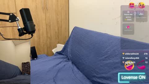 Snapshot of ahsleysnow chatting on January 23, 3:54 pm AHSLEY online show from January 23, 3:54 pm