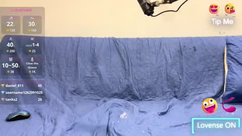 Snapshot of ahsleysnow chatting on February 22, 7:36 pm AHSLEY online show from February 22, 7:36 pm