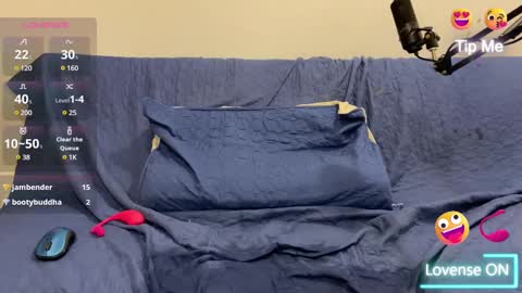 Snapshot of ahsleysnow chatting on February 26, 10:09 pm AHSLEY online show from February 26, 10:09 pm