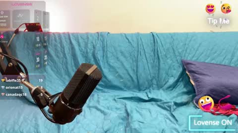 Snapshot of ahsleysnow chatting on March 9, 6:00 pm AHSLEY online show from March 9, 6:00 pm