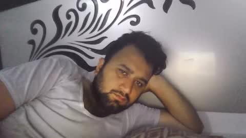 Snapshot of ahtisham118 chatting on November 2, 10:28 am ahtisham118 online show from November 2, 10:28 am