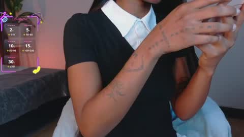 Ahvi Ebony online show from June 13, 2:15 pm