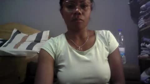 Snapshot of aicha_boobs chatting on October 1, 4:02 pm Aicha boobs online show from October 1, 4:02 pm