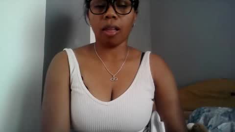 Aicha boobs online show from June 8, 1:11 pm
