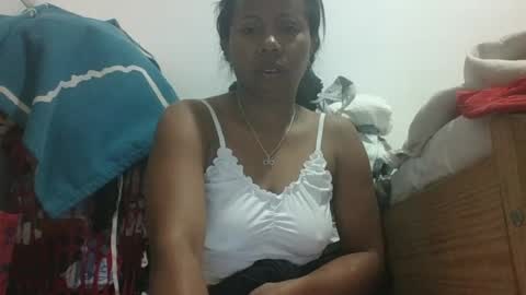 Snapshot of aicha_boobs chatting on July 6, 12:40 am Aicha boobs online show from July 6, 12:40 am