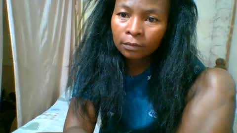 Snapshot of aichadominix chatting on August 3, 6:45 am AichaDominix online show from August 3, 6:45 am