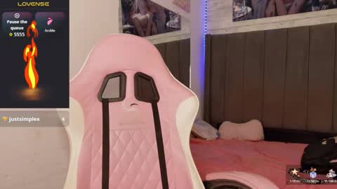 Snapshot of aida_princess chatting on January 31, 11:14 pm Aida online show from January 31, 11:14 pm