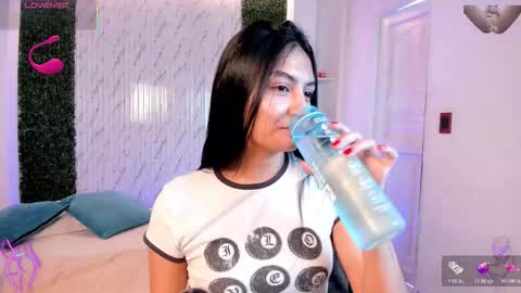 aidajoness online show from March 12, 12:44 pm