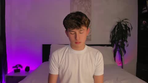 Snapshot of aidan_hale chatting on January 13, 10:03 pm A H online show from January 13, 10:03 pm