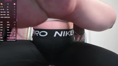 Snapshot of aidasina chatting on February 24, 8:07 pm aidasina online show from February 24, 8:07 pm