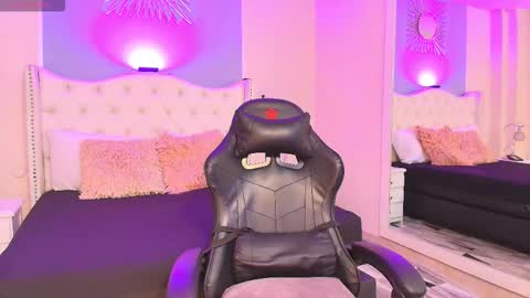 aiden_royce online show from September 22, 4:47 am