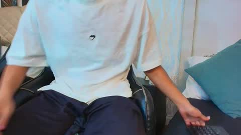 aiden_royce online show from September 29, 11:31 pm