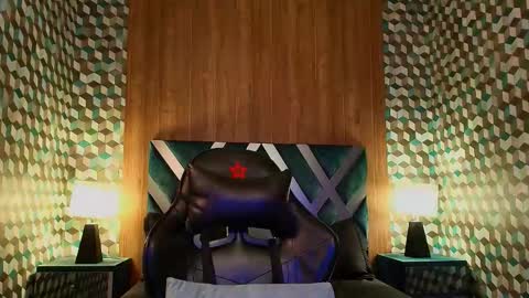 aiden_royce online show from November 9, 2:32 am