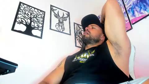 Aiden Brites online show from July 18, 1:21 am