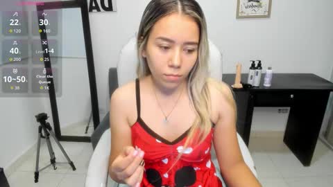 Ailyn online show from September 19, 9:32 am