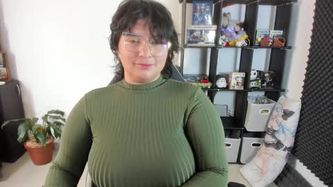 Catalina online show from February 5, 3:52 pm