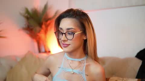  Aileen  online show from November 23, 8:30 pm