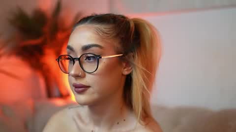  Aileen  online show from March 8, 9:29 pm