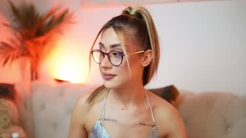  Aileen  online show from July 31, 8:41 pm