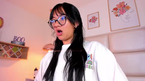 Snapshot of aily_yozuko chatting on January 17, 9:39 am Aily Yozuko online show from January 17, 9:39 am