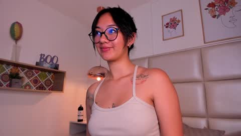 Snapshot of aily_yozuko chatting on January 28, 10:34 am Aily Yozuko online show from January 28, 10:34 am