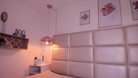 Snapshot of aily_yozuko chatting on February 4, 3:00 am Aily Yozuko online show from February 4, 3:00 am