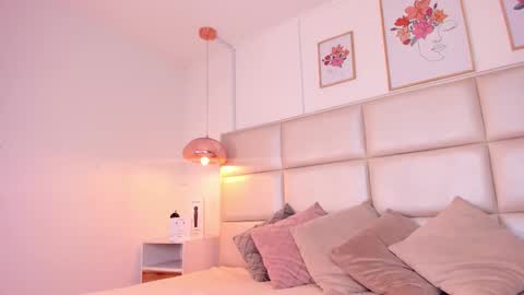 Snapshot of aily_yozuko chatting on February 18, 2:38 am Aily Yozuko online show from February 18, 2:38 am