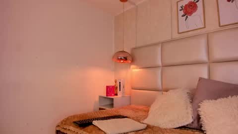 Snapshot of aily_yozuko chatting on September 25, 2:48 am Aily Yozuko online show from September 25, 2:48 am