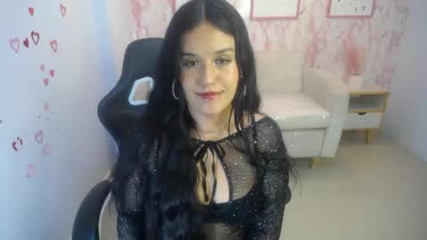 ailyn_ch1 online show from May 12, 8:17 pm