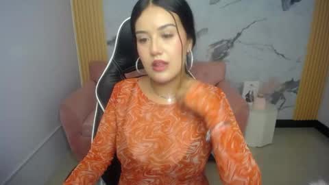 ailyn_ch1 online show from June 3, 8:14 pm