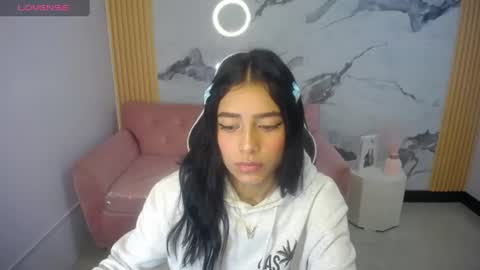 ailyn_ch1 online show from June 16, 1:14 pm