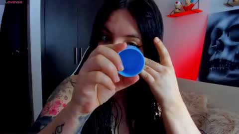 Ailyn  online show from August 5, 3:20 am