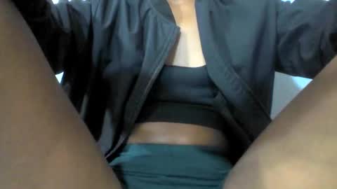 aimeamour online show from November 14, 7:12 pm