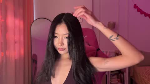 Snapshot of aimeclarks chatting on March 20, 7:02 am Aime online show from March 20, 7:02 am