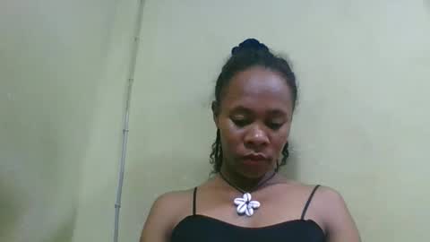 aimee982179 online show from May 1, 2:38 am